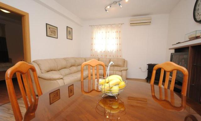 Villa Guliver Slatine Luaran gambar