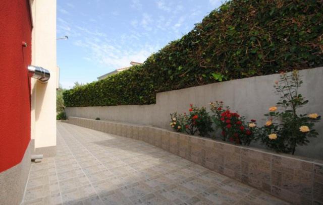 Villa Guliver Slatine Luaran gambar